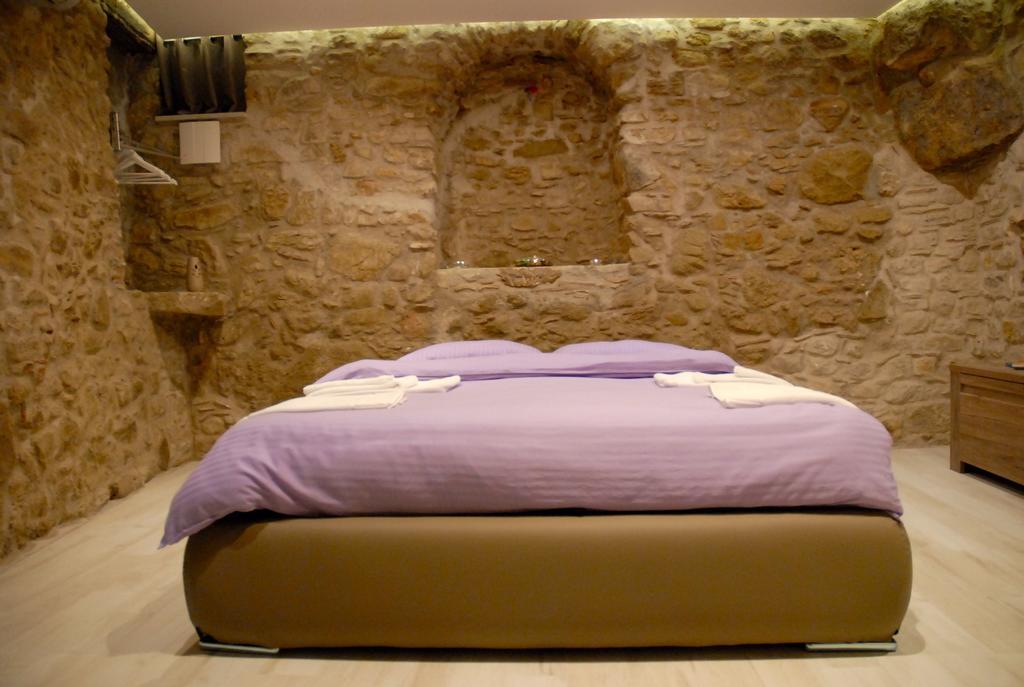 Kaaba - Aragon Home Holiday Montalbano Elicona Esterno foto