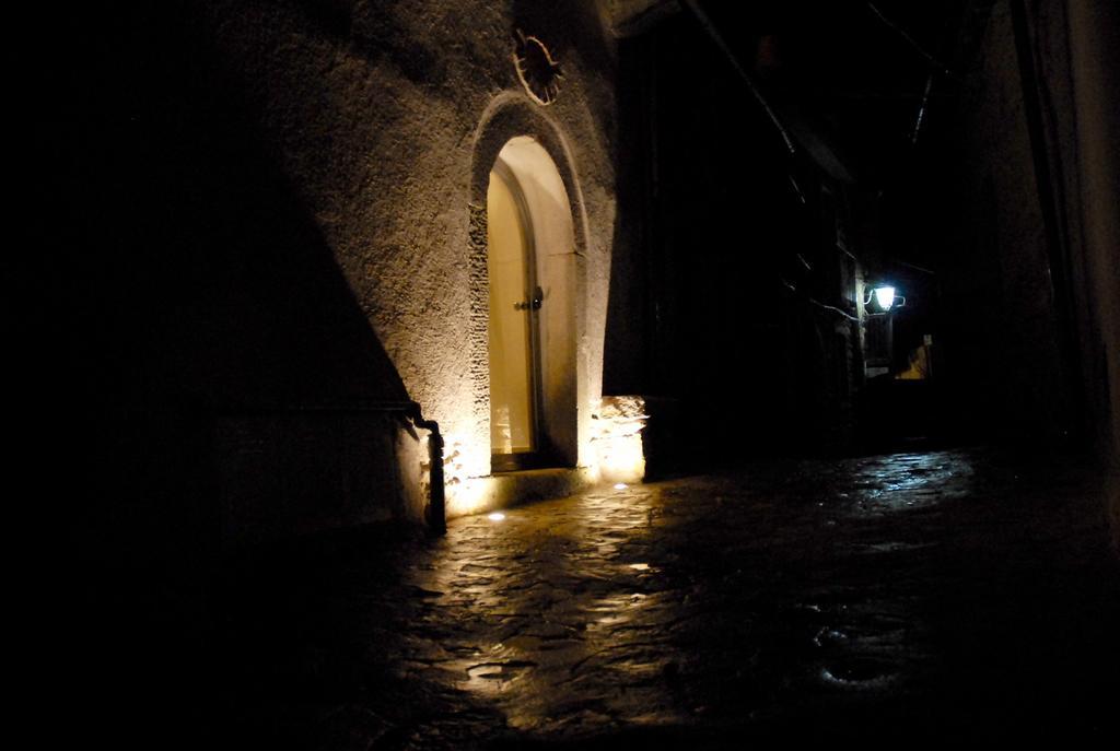 Kaaba - Aragon Home Holiday Montalbano Elicona Esterno foto