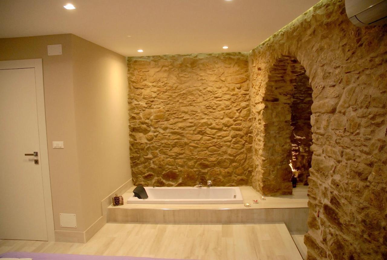 Kaaba - Aragon Home Holiday Montalbano Elicona Esterno foto